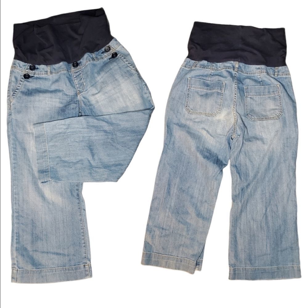 Gap Maternity  Crop capri jeans size 8